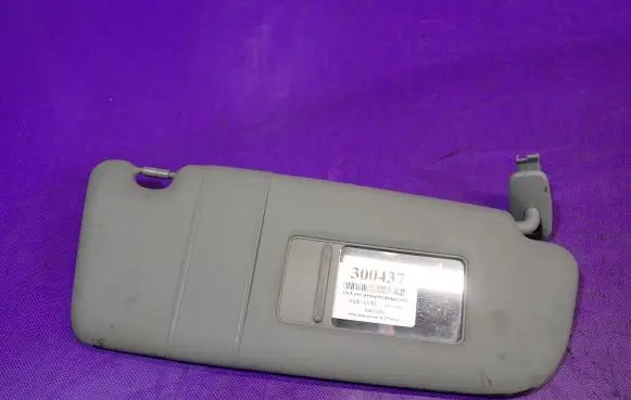 Audi A3 S3 8L Sun visor 8D0857552