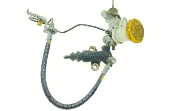 Subaru Outback Clutch slave cylinder 