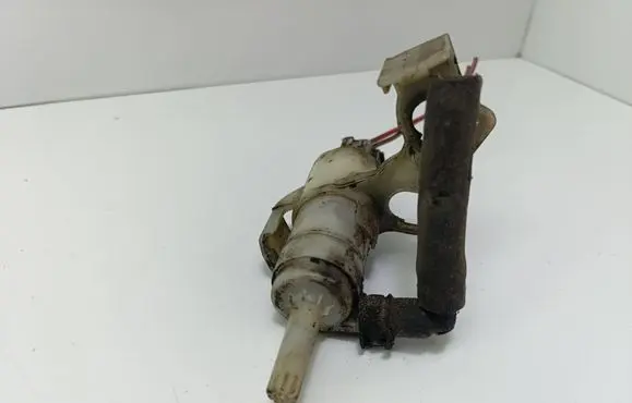 Mercedes-Benz E W211 Headlight washer pump