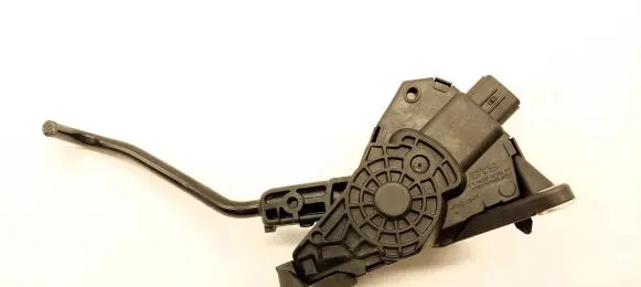 Toyota Yaris XP210 Accelerator throttle pedal 781100D290