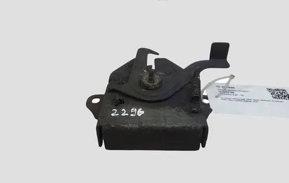 KIA Carens II Engine bonnet/hood lock/catch