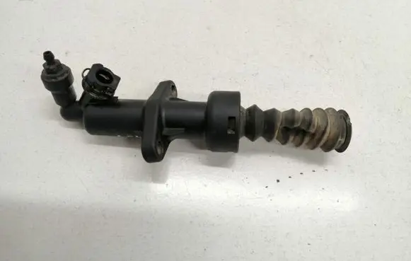 Peugeot 407 Clutch master cylinder PA66GF35