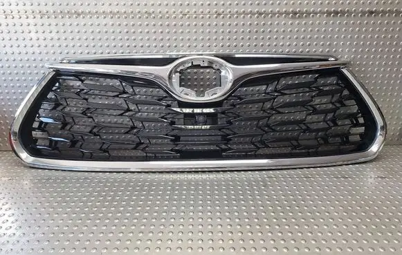 Toyota Highlander XU70 Front bumper upper radiator grill S27725535 531110E250 531110E260