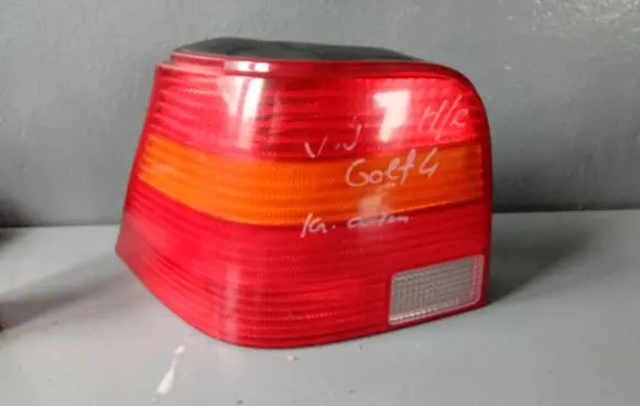Volkswagen Golf IV Rear/tail lights 1J6945095Q