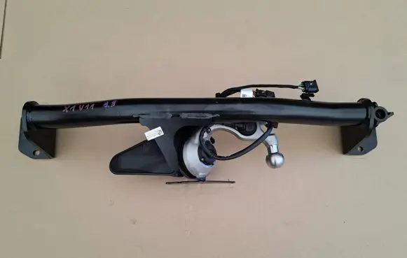 BMW X1 U11 Tow bar set 10069418 2025770 5A63E2003