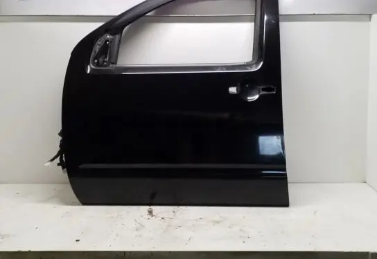 Nissan Pathfinder R51 Front door