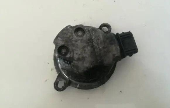 Audi A4 S4 B5 8D Camshaft position sensor 058905161b 0232101024