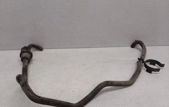 Volkswagen Golf V Coolant pipe/hose 