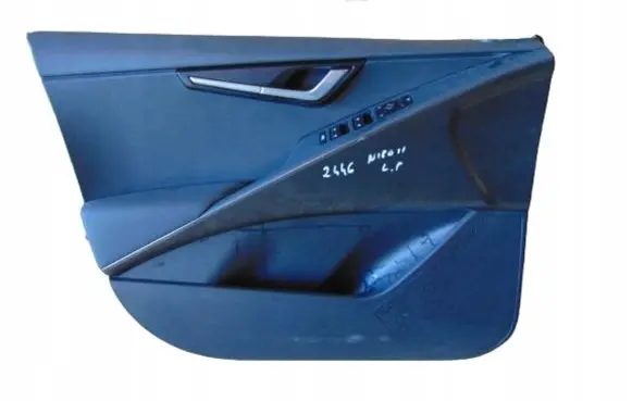KIA Niro Front door card panel trim