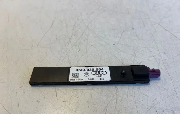 Audi A5 Aerial antenna amplifier 4M0035504