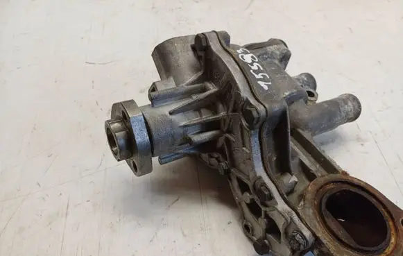 Audi 80 90 B3 Water pump 055121121F