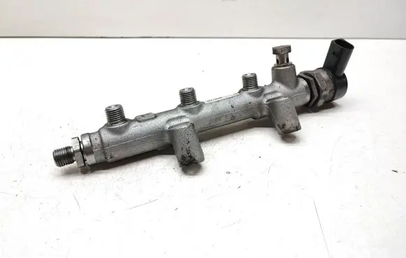 Audi A6 S6 C7 4G Fuel main line pipe 059130090BT 057130764AD