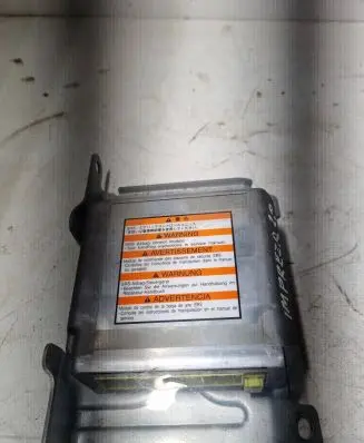 Subaru Impreza II Airbag control unit/module 98221FE200 1523008450 XJ40H308165