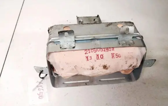Passenger airbag