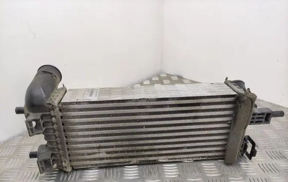 Ford Focus Intercooler radiator CV619L440VC