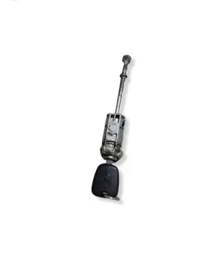 Peugeot 508 Front door lock (next to the handle) 