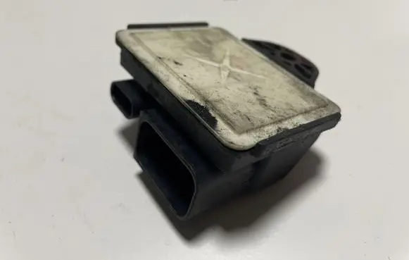 BMW 5 F10 F11 Glow plug pre-heat relay 7810856