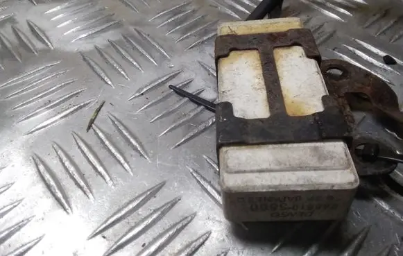 Toyota Avensis T250 Coolant fan relay 2468103560