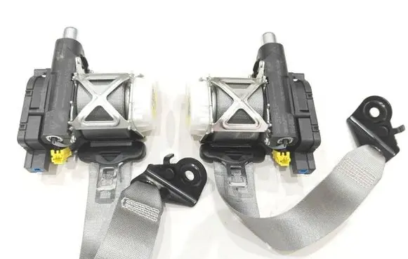 Mercedes-Benz S W223 Rear seatbelt 223860600079