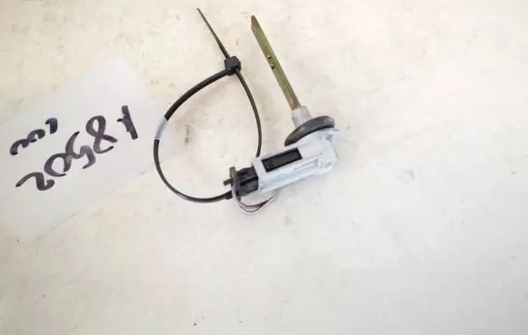 Volkswagen PASSAT B6 Interior temperature sensor 4b0820539