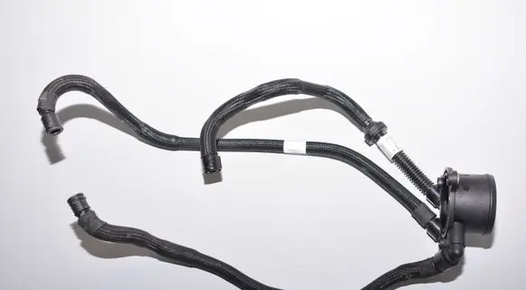 BMW i3 Fuel line pipe 8533728 7642407