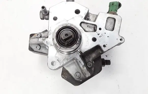 Volvo XC60 Fuel injection high pressure pump 30756125