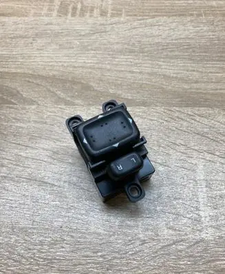 Mazda 6 Wing mirror switch 183608