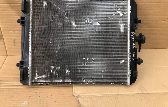 Toyota Aygo AB10 Coolant radiator