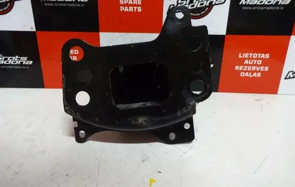 Audi A3 S3 8P Front bumper shock/impact absorber 8P0807133