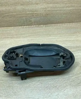 BMW 5 E60 E61 Rear door exterior handle/bracket 7034543