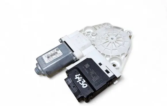 Volkswagen PASSAT CC Rear door window regulator motor 1K0959794Q 3C8959704B