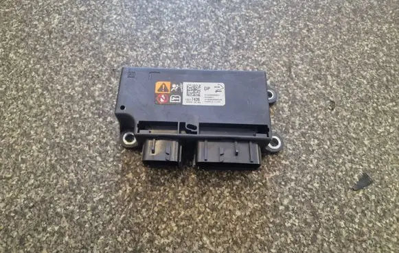 Buick Encore I Airbag control unit/module 13517436