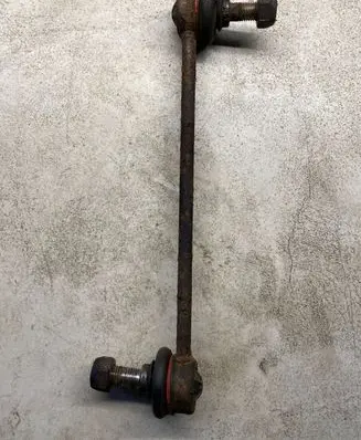Front anti-roll bar/stabilizer link