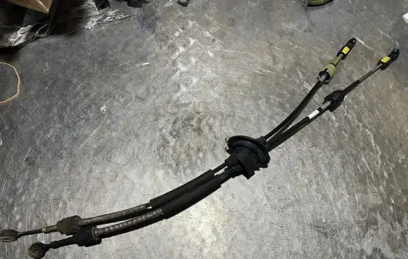 Peugeot Partner Gear shift cable linkage