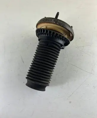 Jaguar XF X250 Coil spring/strut mount 
