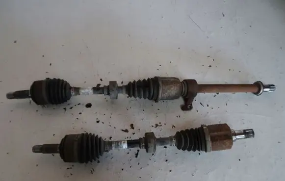 Honda Civic IX Other engine bay part