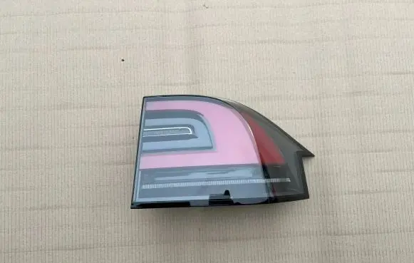 Tesla Model X Rear/tail lights 103433500A