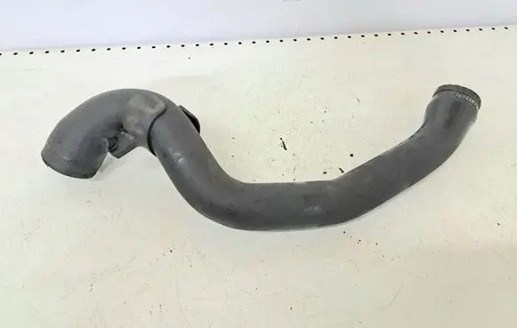 Volvo V50 Intercooler hose/pipe 