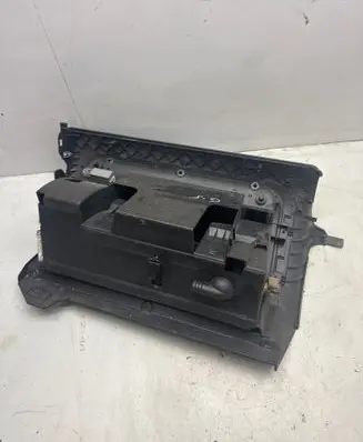 Volkswagen Golf V Glove box 1K1857290 P0101120