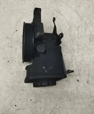 BMW 5 E60 E61 Power steering pump 0660