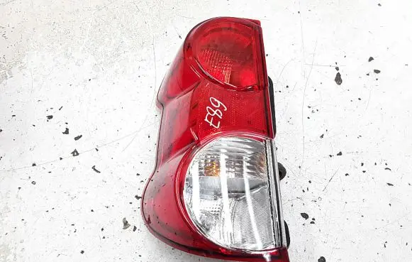 Nissan NV200 Rear/tail lights 081151934l