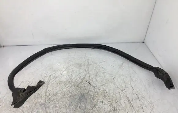 Ford Courier Rubber seal front coupe door window 