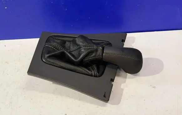 Volvo V70 Gear lever shifter trim leather/knob 9192967 30651395