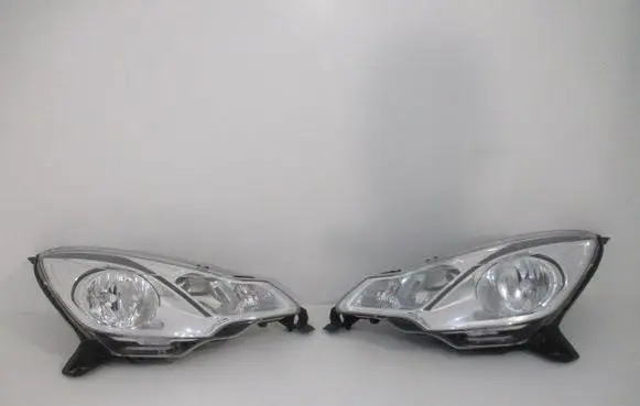 Citroen DS3 Headlight/headlamp 9677038380