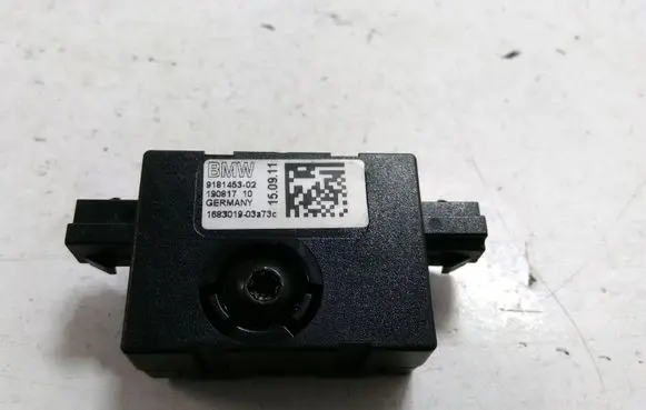 Antenna control unit