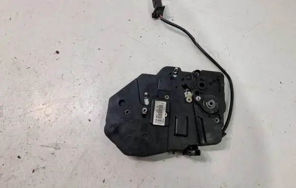 Volkswagen Transporter - Caravelle T6 Sliding door lock 7E0827201R 15268 H000398