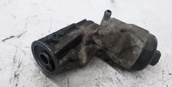Honda Civic Oil filter mounting bracket 8888374078