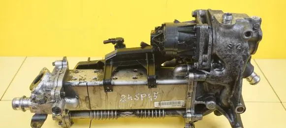 Opel Insignia A EGR valve cooler 55570005 B16DTH