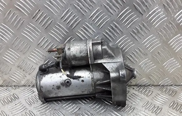 Peugeot 406 Starter motor
