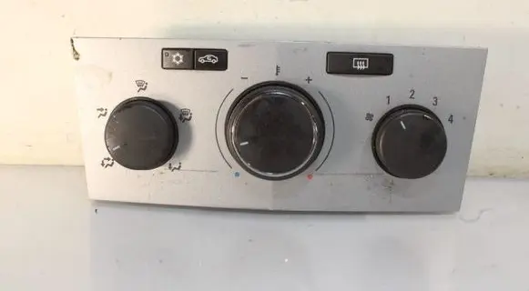 Opel Zafira B Interior fan control switch 